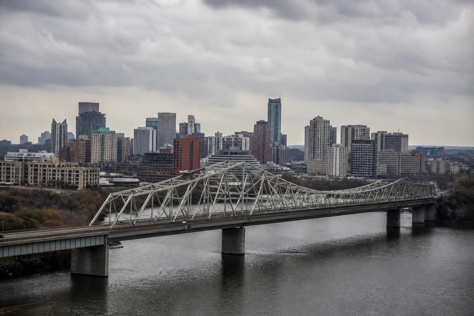 Urban Digital Twins for Infrastructure Resilience in Canada