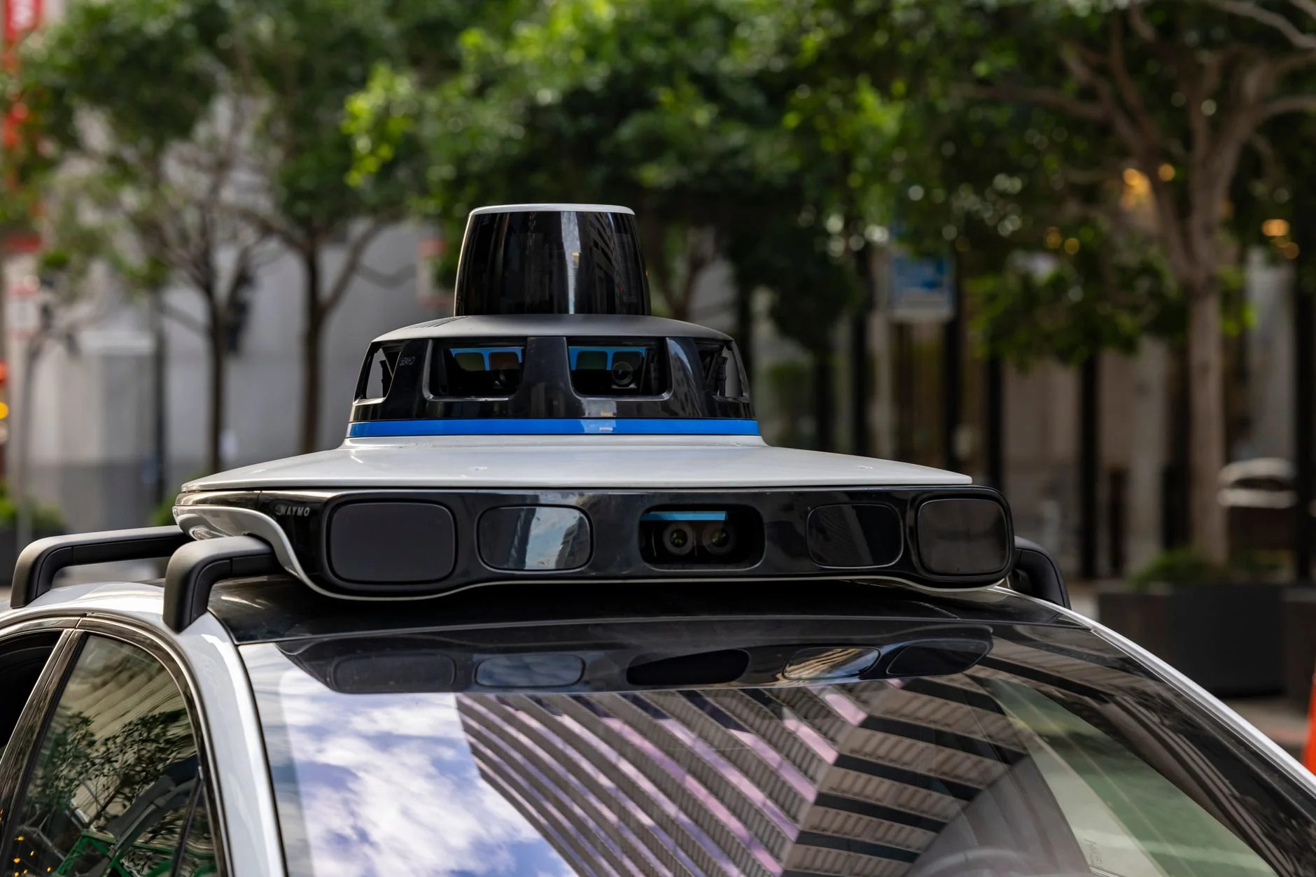 Waabi robotaxis Uber Canada funding 2026
